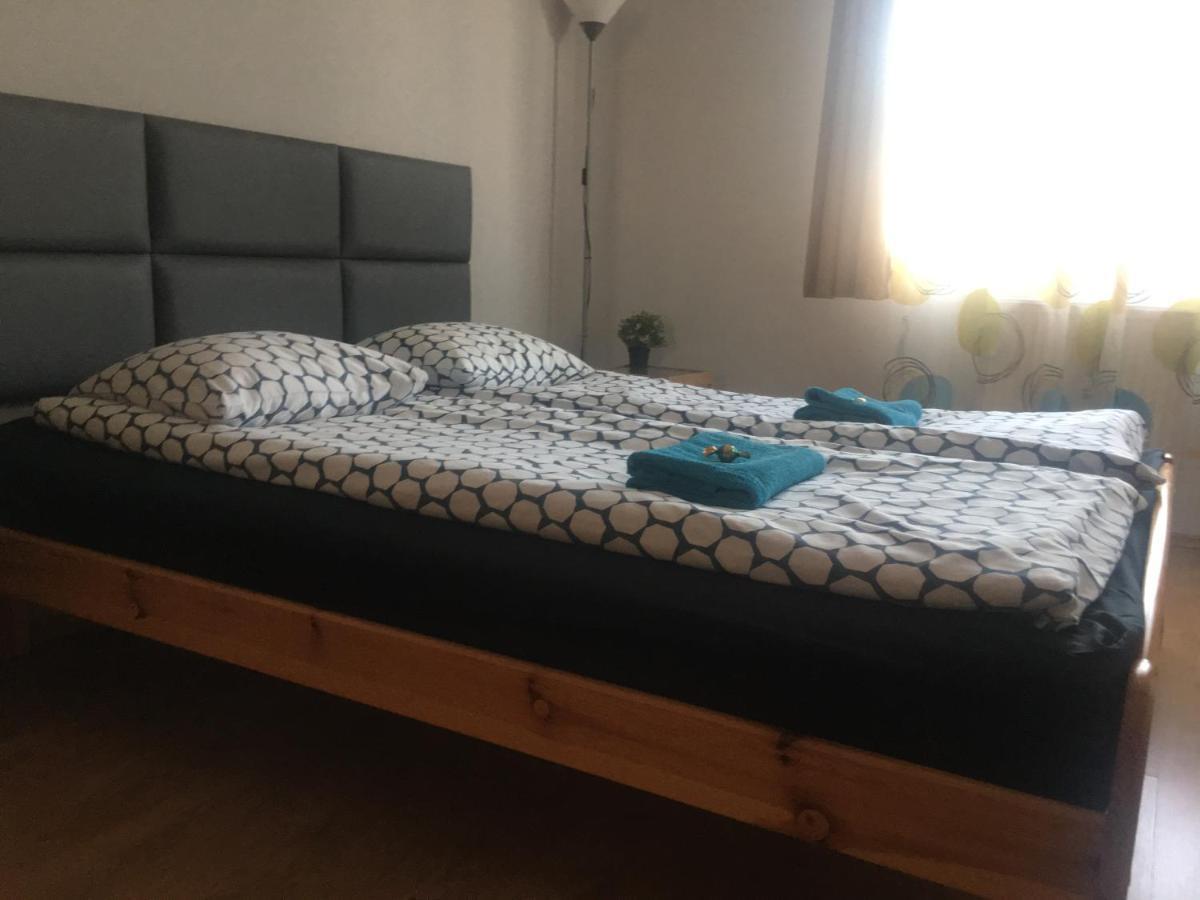 Livingroom_wroc_mosiezna Apartment *
